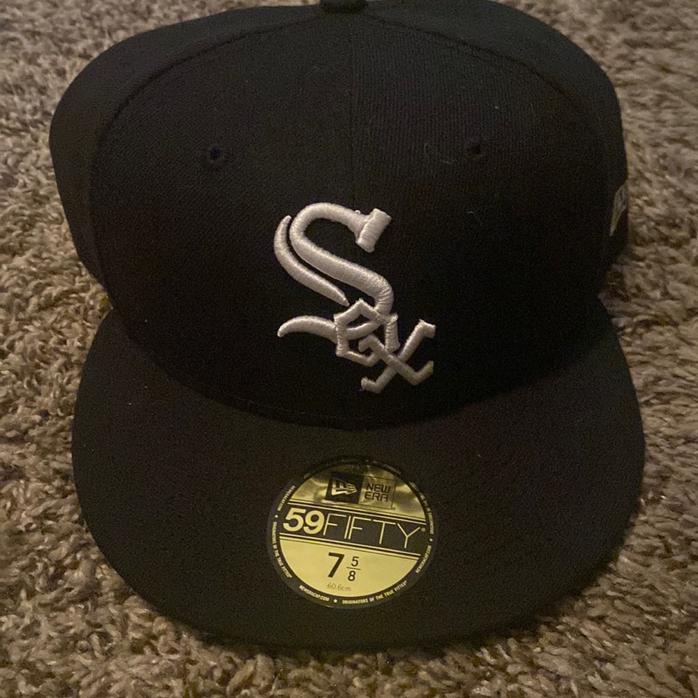 Fitted cap